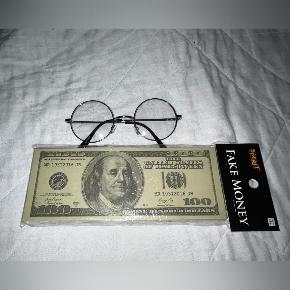Spirit Of Halloween Costume Glasses And Fake Money